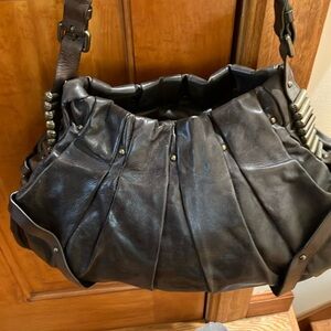 Chic Dark brown leather handbag